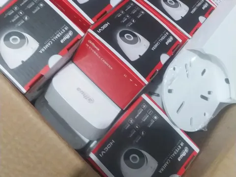 Cámaras domo antes de la instalación